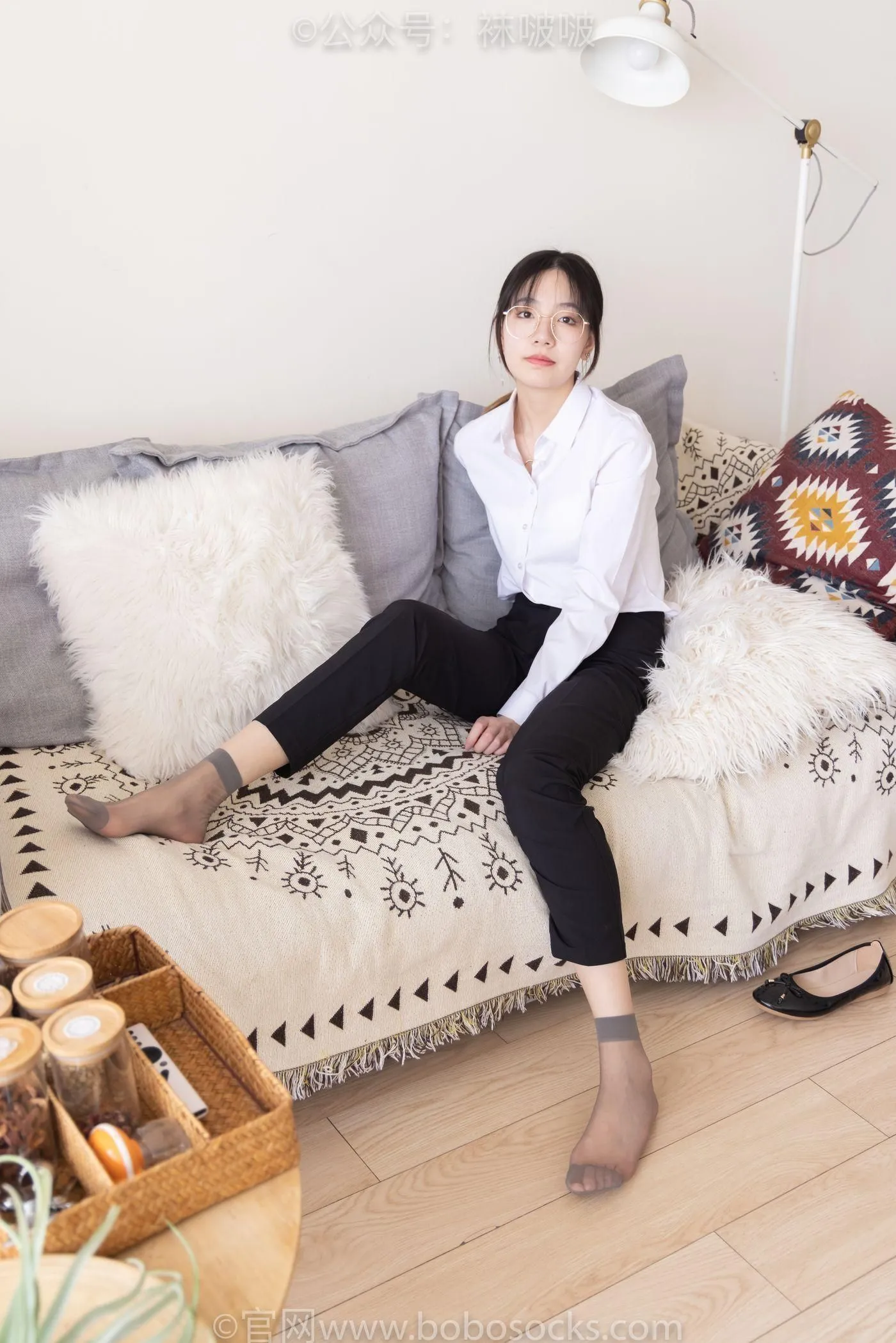 [BoBoSocks袜啵啵]NO.085 小甜豆-平底鞋、短灰丝、短肉丝 [140P]插图2